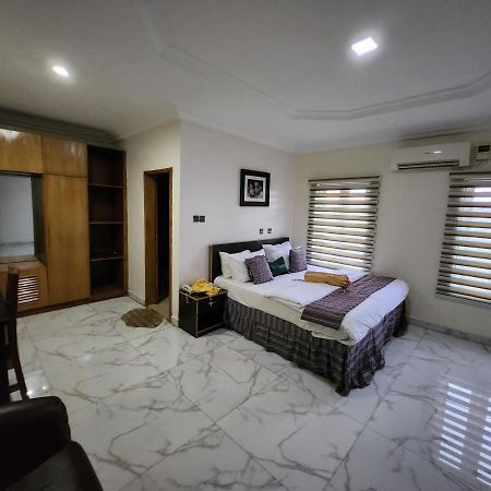 Nue-Crest Hotels & Suites Enugu Exterior photo