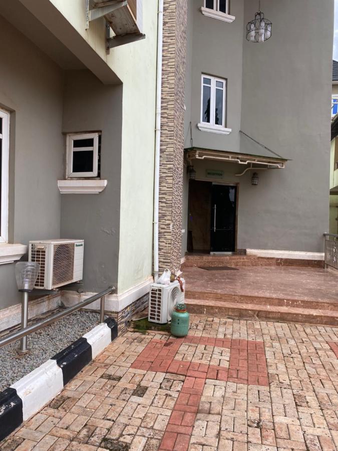 Nue-Crest Hotels & Suites Enugu Exterior photo